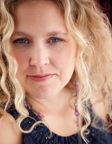 WHR #51 : Julie Stoian